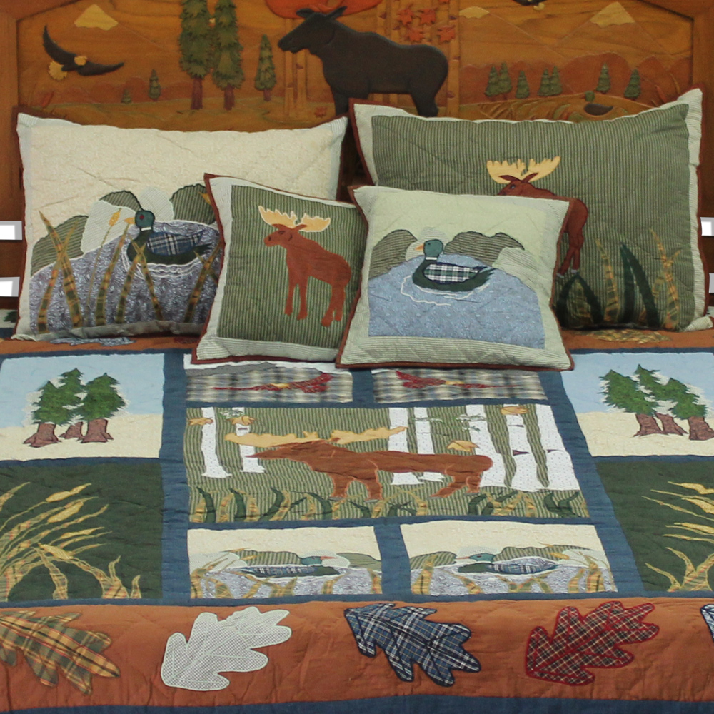 Moose super king quilt 110"w x 96"l